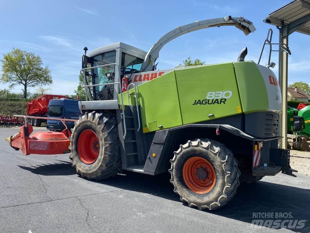 CLAAS JAGUAR 830 Forage Harvester