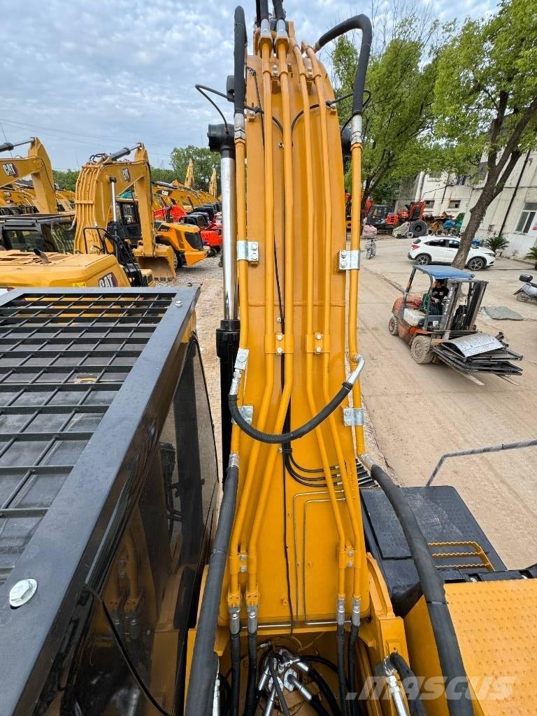 CAT 324 D L Crawler Excavators