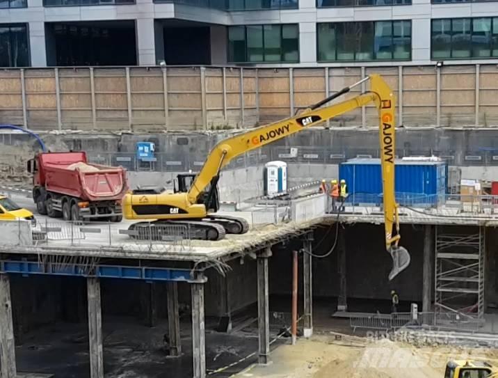 CAT 329 D Long Reach Long / High Reach excavators