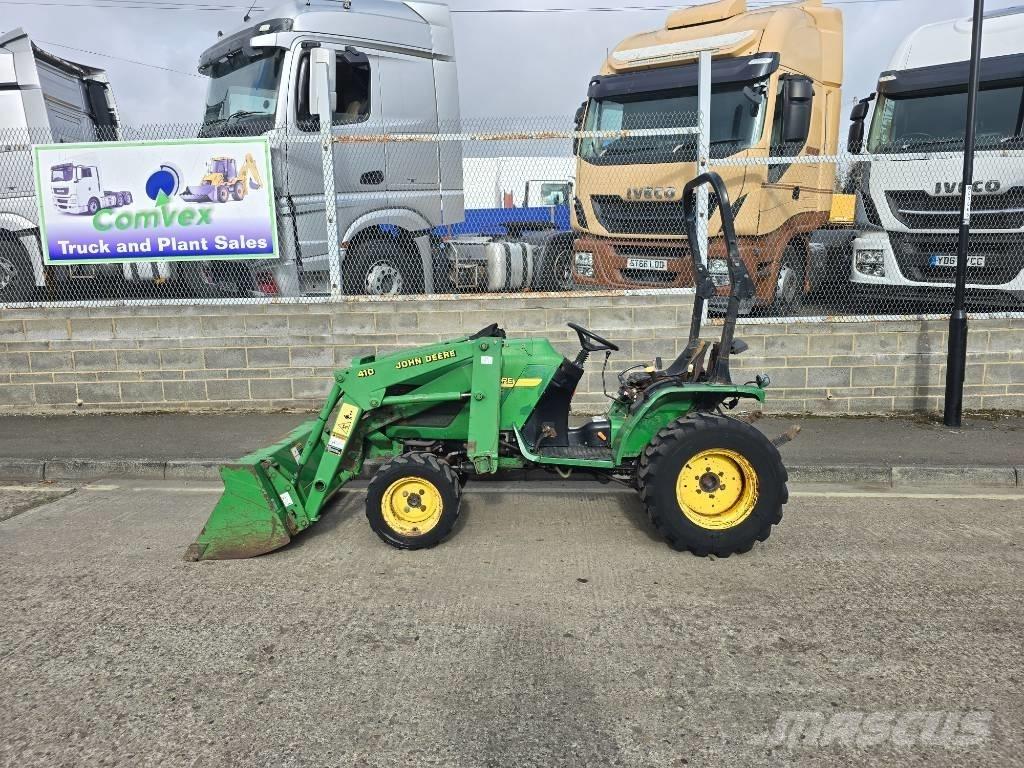 John Deere 2520 HST Compact tractors