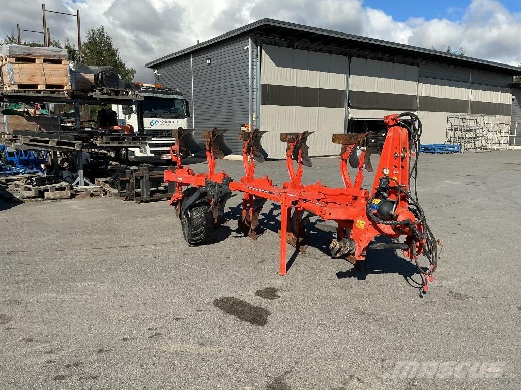 Kuhn Vari-Master 123 Reversible ploughs