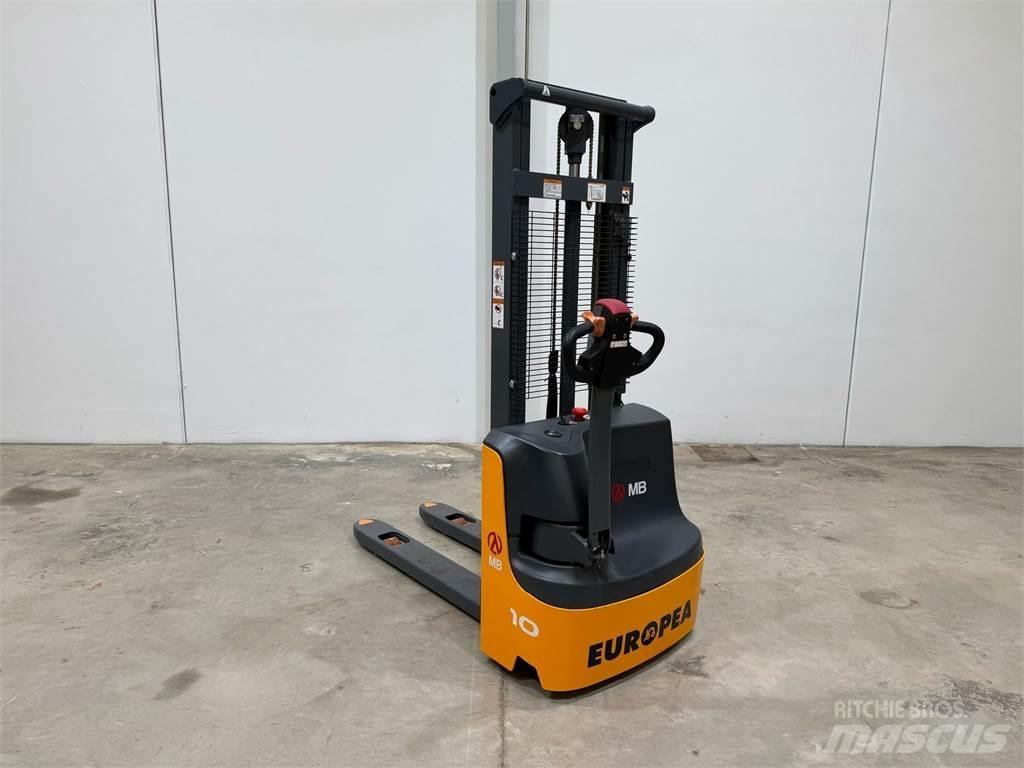 XEA 10 2S300 Pedestrian stacker