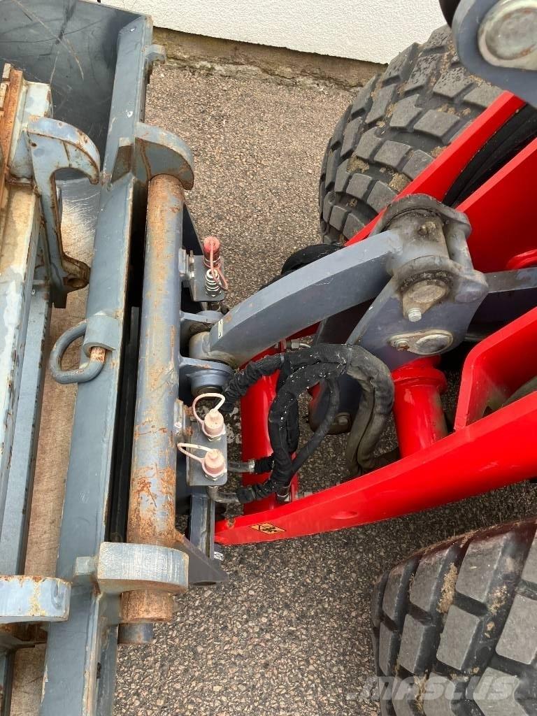 Flexitrac 1350 Multi purpose loaders