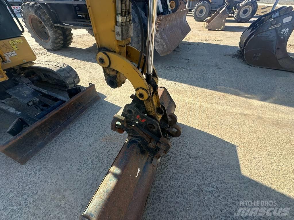 CAT 301.8 Mini Excavators <7t (Mini Diggers)