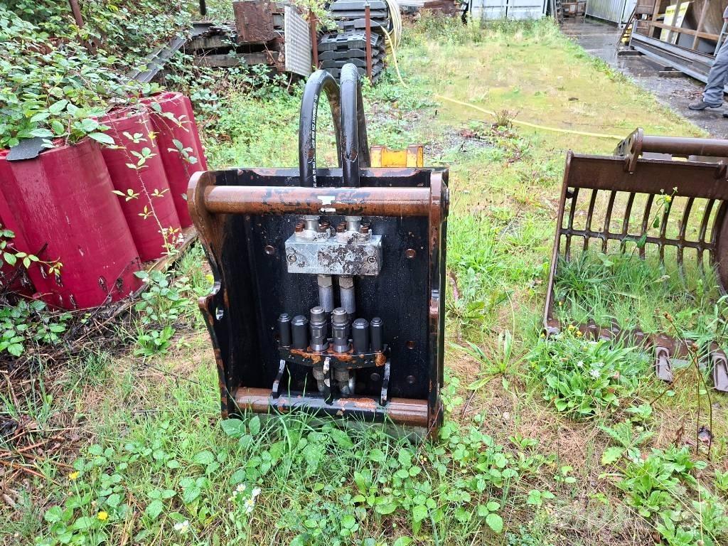 Epiroc MB1200 Hammers / Breakers