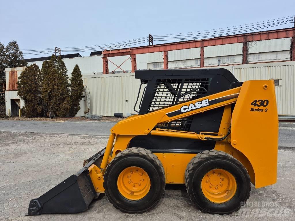 CASE 430 Skid Steer Loaders