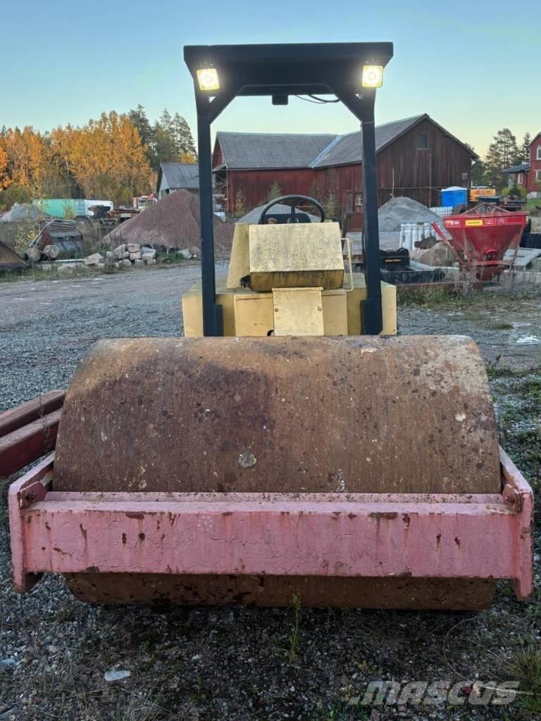 Dynapac CA 141 Single drum rollers