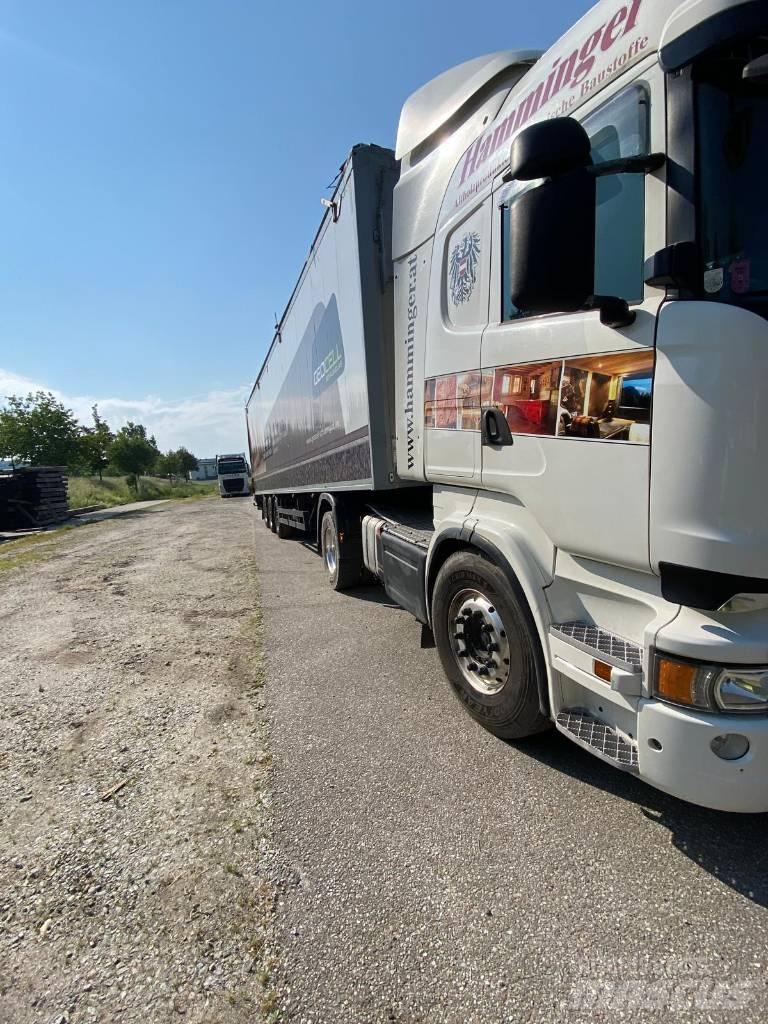 Scania R520 Conventional Trucks / Tractor Trucks