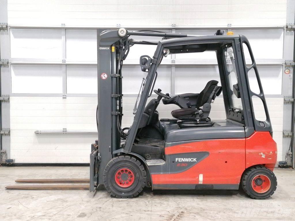 Linde E30L-01 Electric Forklifts