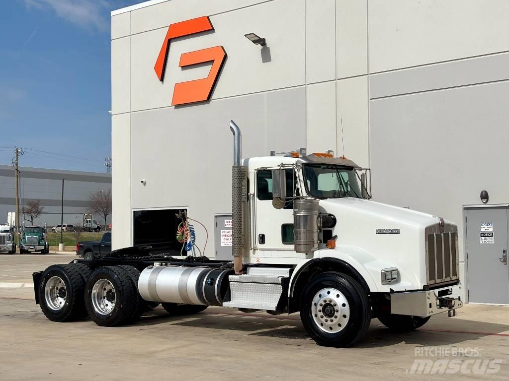 Kenworth T 800 Conventional Trucks / Tractor Trucks