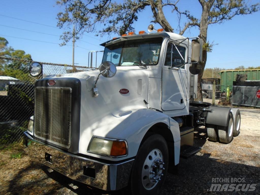 Peterbilt 385 Conventional Trucks / Tractor Trucks