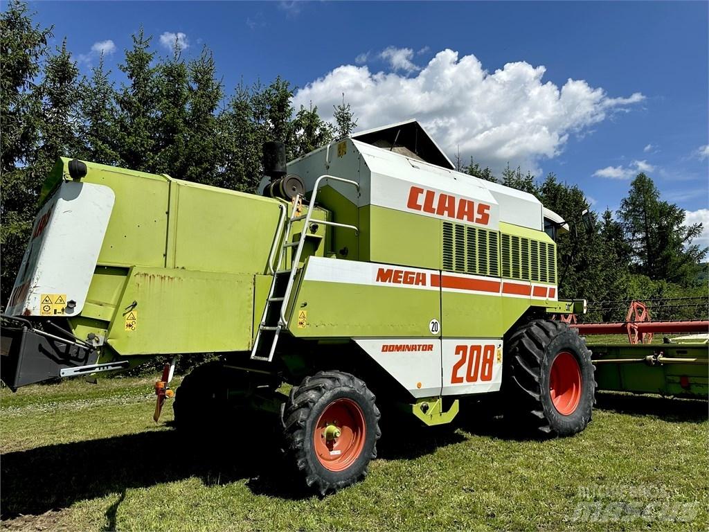 CLAAS Mega 208 Combine Harvesters