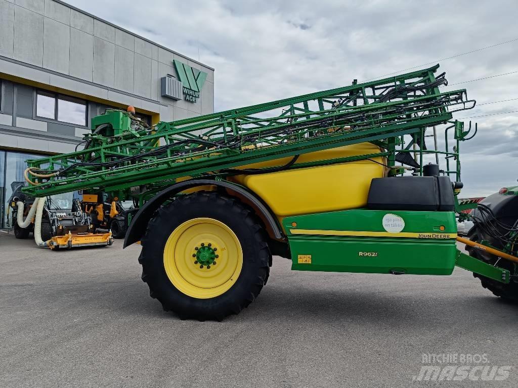 John Deere R 962 i Trailed sprayers