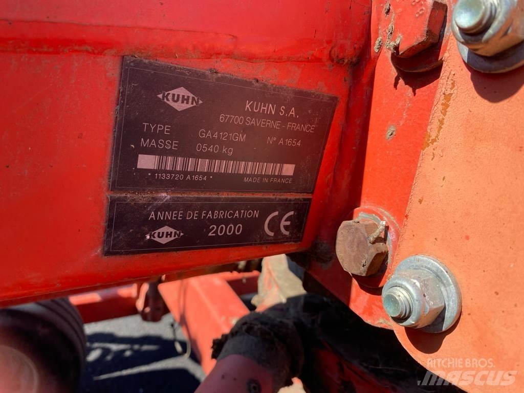 Kuhn GA 4121 GM Swathers \ Windrowers