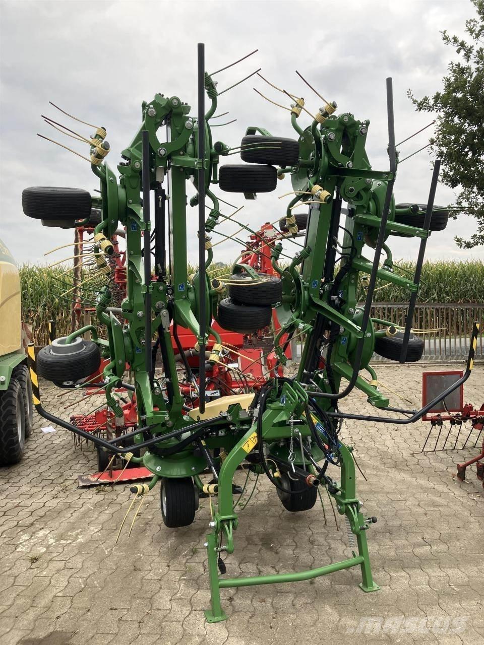 Krone Vendro 1020 Rakes and tedders