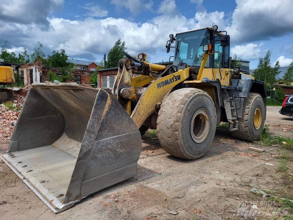 Komatsu WA 470-6 Wheel Loaders