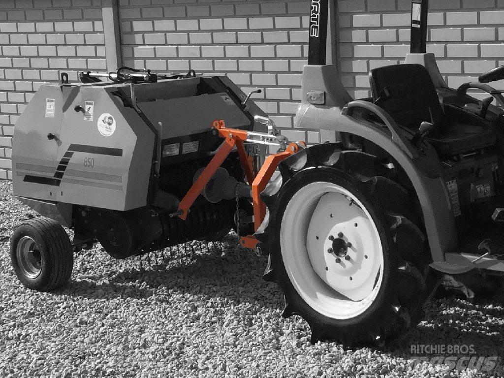  Komondor SBV-800 Round Balers