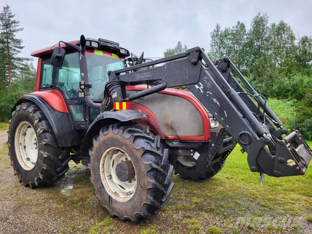 Valtra T 170 Tractors