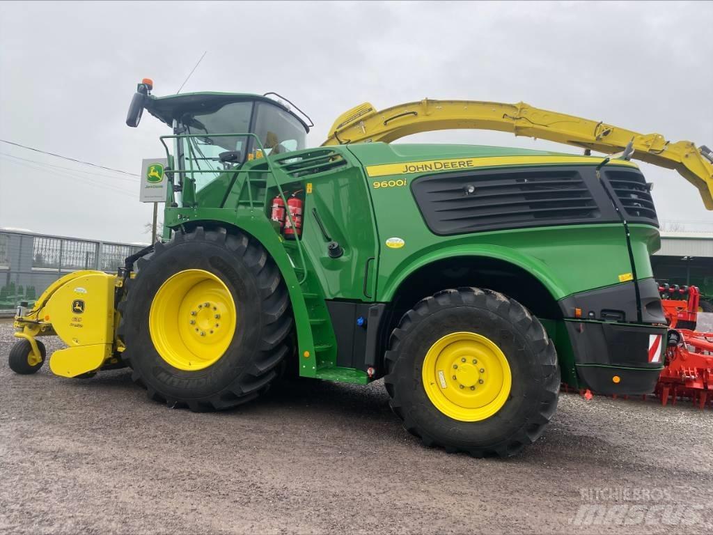 John Deere 9600 Forage Harvester