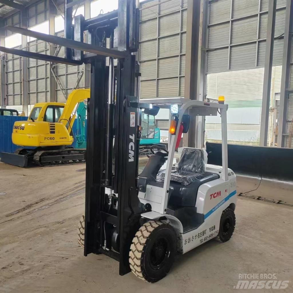 TCM FD30 Diesel Forklifts