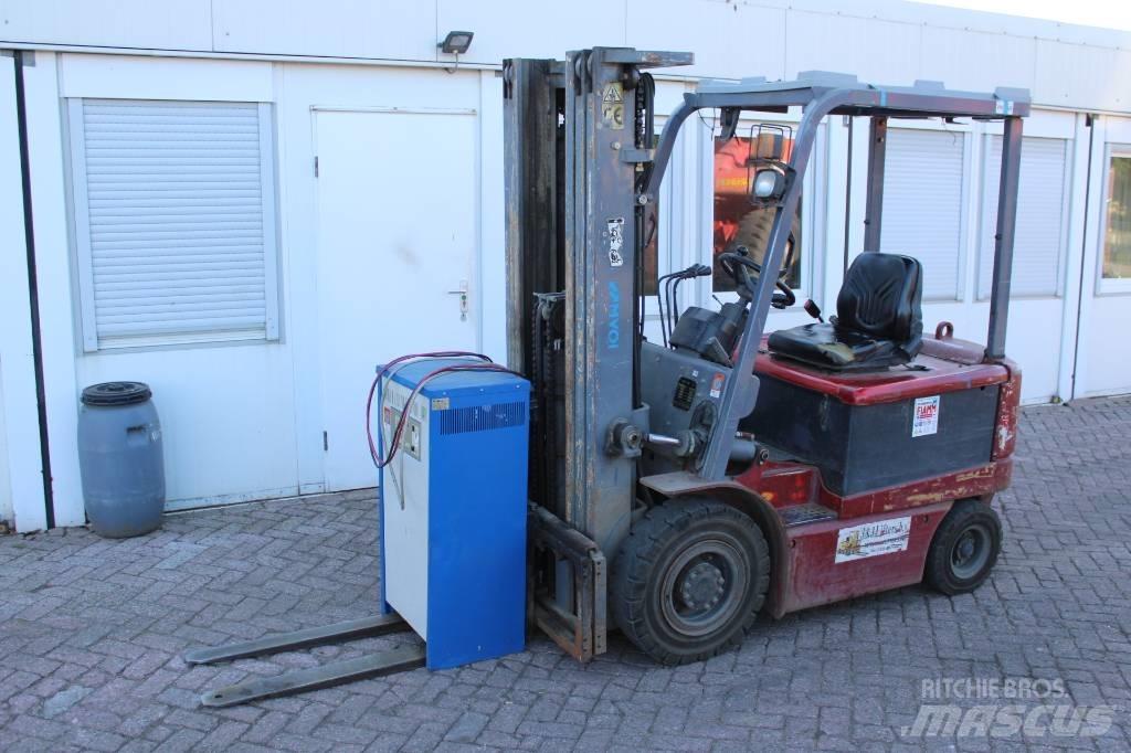 Hangcha CPD 25 Electric Forklifts