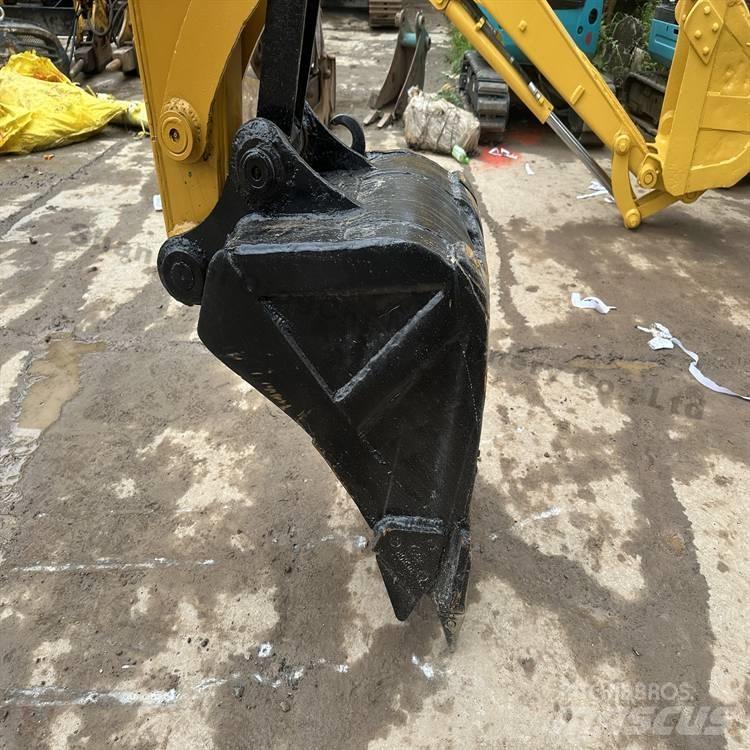 CAT 303.5 E Mini Excavators <7t (Mini Diggers)