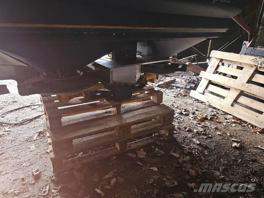 Bogballe M2 Mineral spreaders