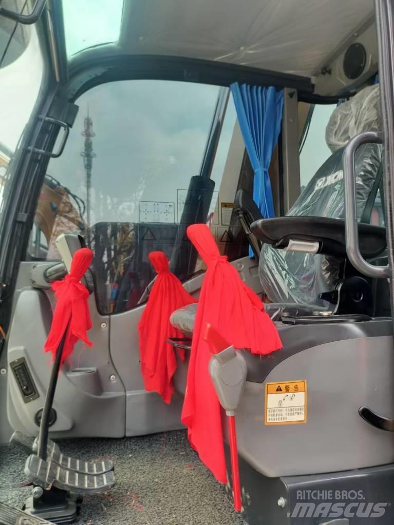 XCMG XE 85 DA Mini Excavators <7t (Mini Diggers)