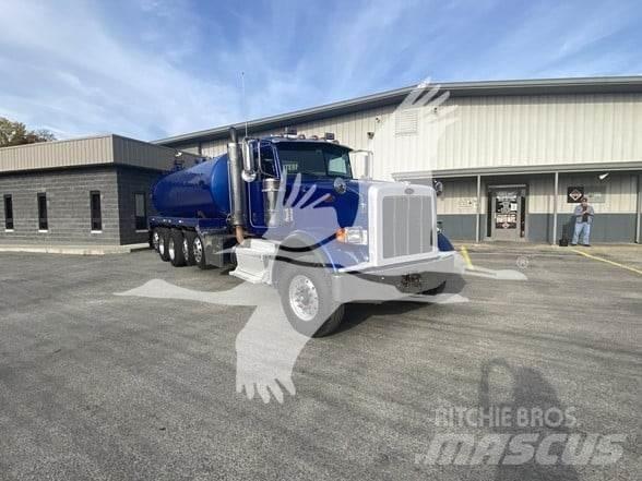 Peterbilt 367 Tank Trucks