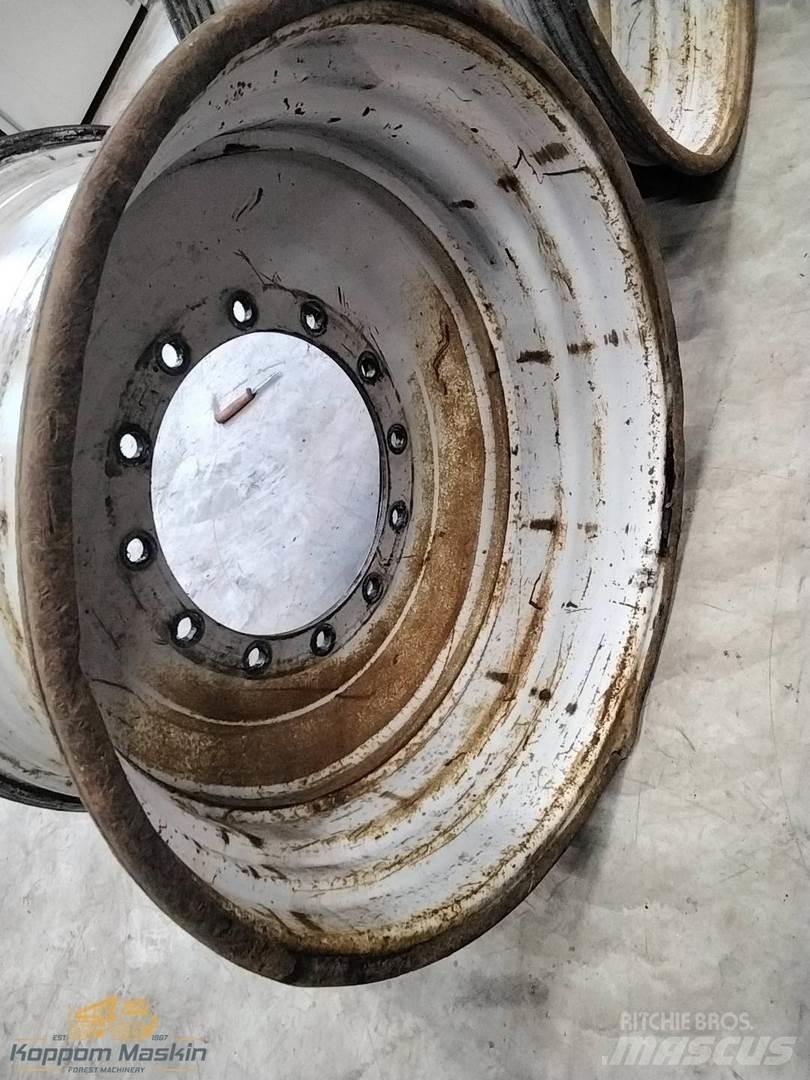 Valmet 901 20x34 Tires, wheels and rims