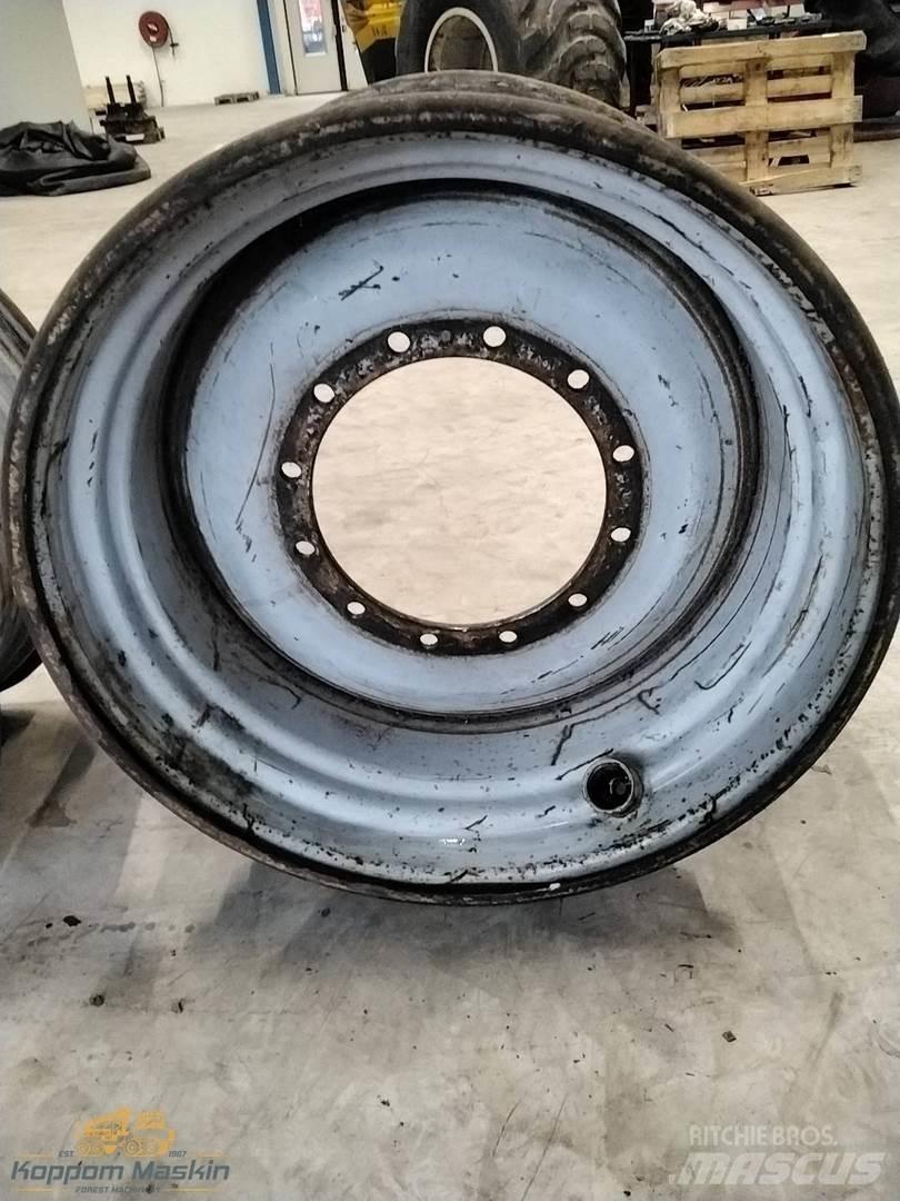 Valmet 901 20x34 Tires, wheels and rims