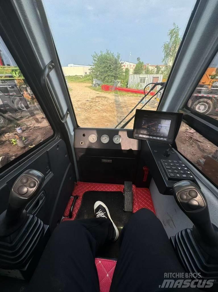 Sany STC 500 Mobile and all terrain cranes