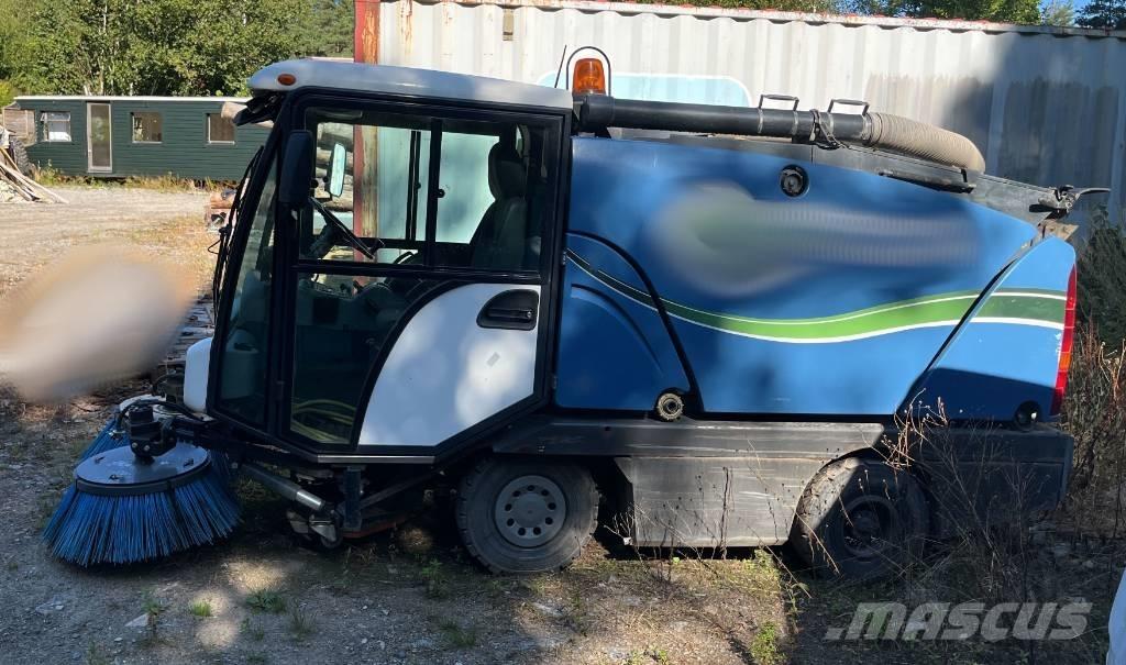 Johnston Compact 25 Sweepers
