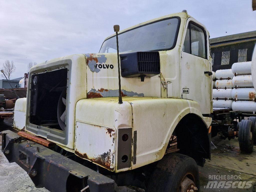 Volvo N10 6x6 Cab & Chassis Trucks