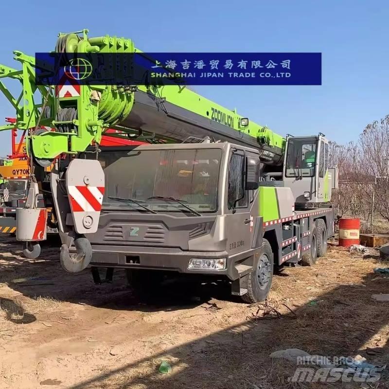 Zoomlion QY 30 V Mobile and all terrain cranes