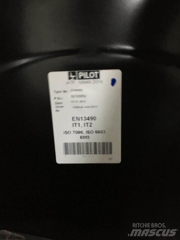  Øvrige Sæde Tires, wheels and rims