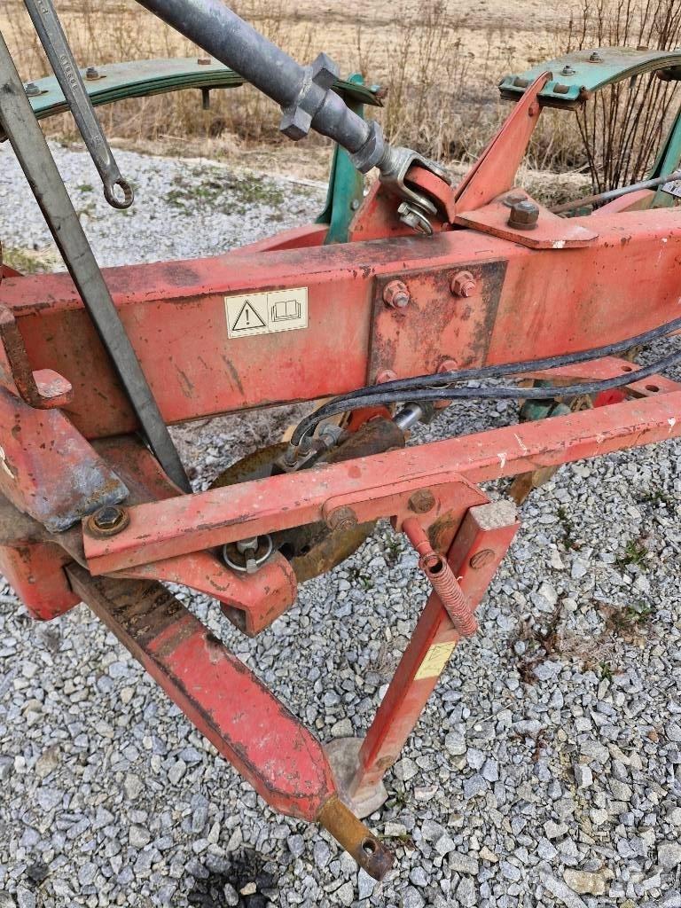 Kverneland ab85-4 Plows