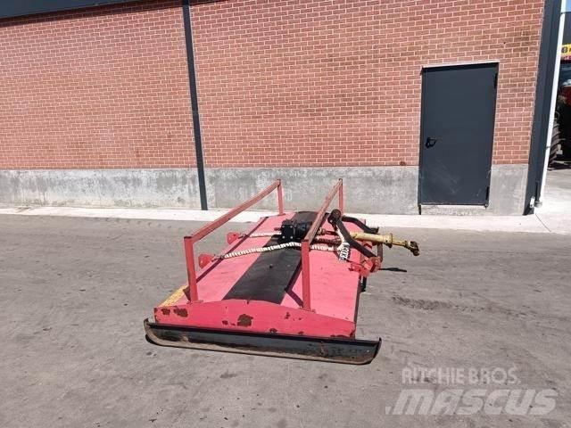Peecon weidebloter Mowers