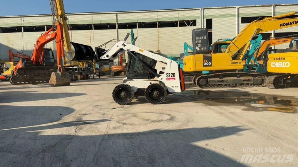 Bobcat S 220 Skid Steer Loaders