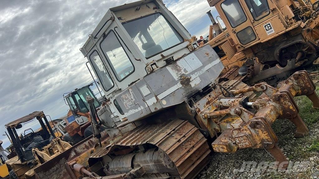 Liebherr PR 711 M Chassis and suspension