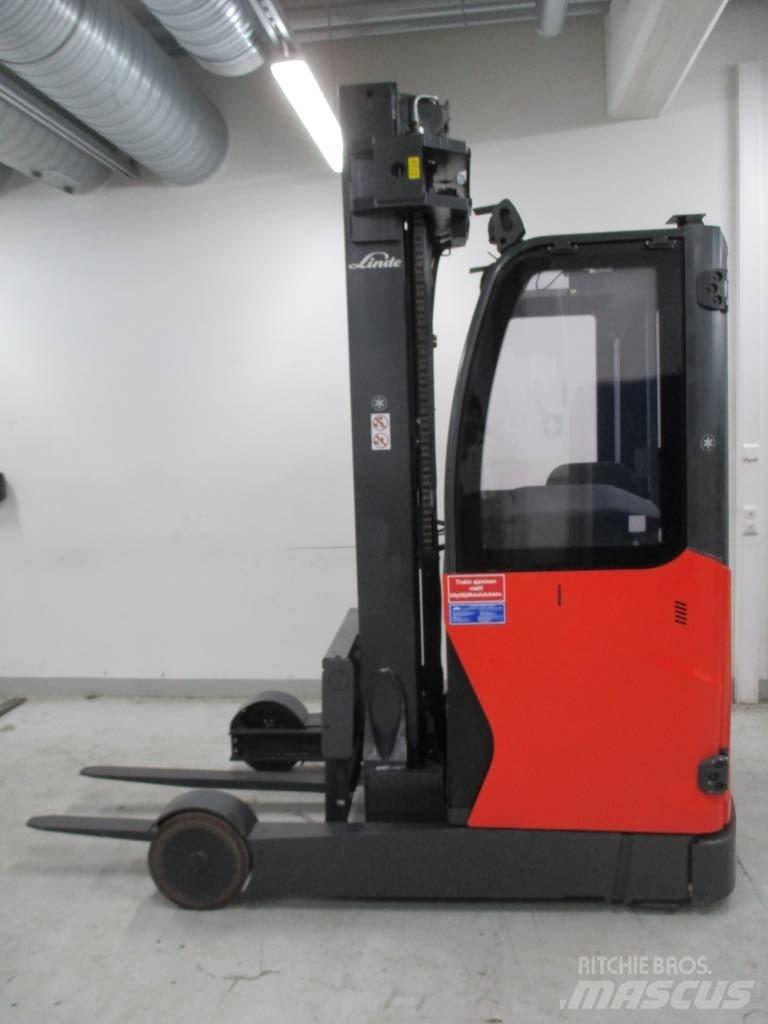 Linde R20 Reach trucks