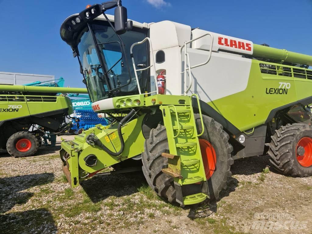 CLAAS Lexion 770 Combine Harvesters