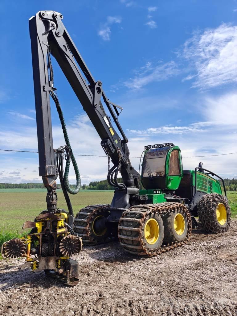 John Deere 1270 G Harvesters