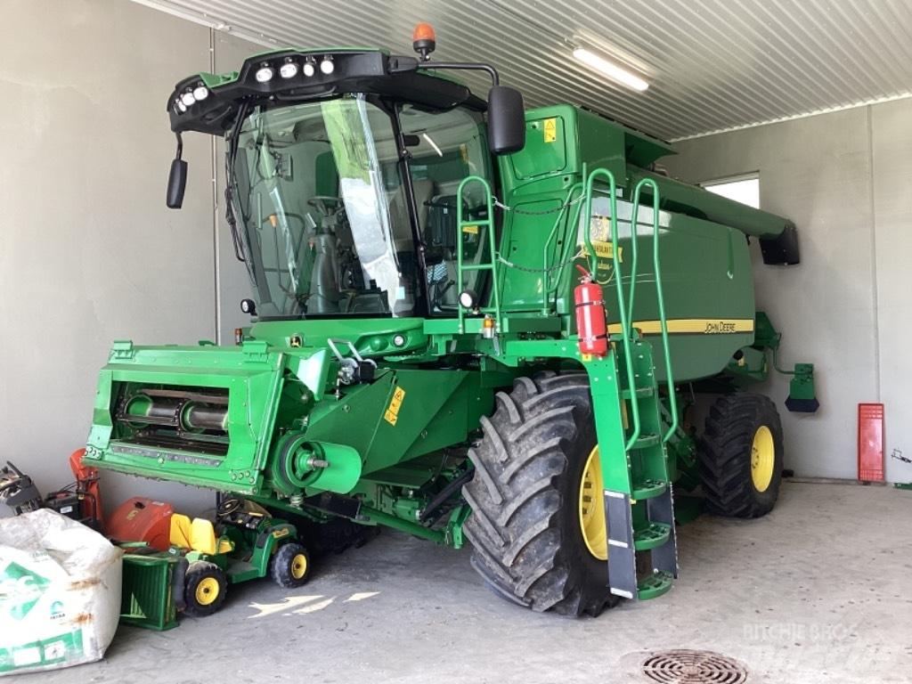 John Deere W540+618R Combine Harvesters