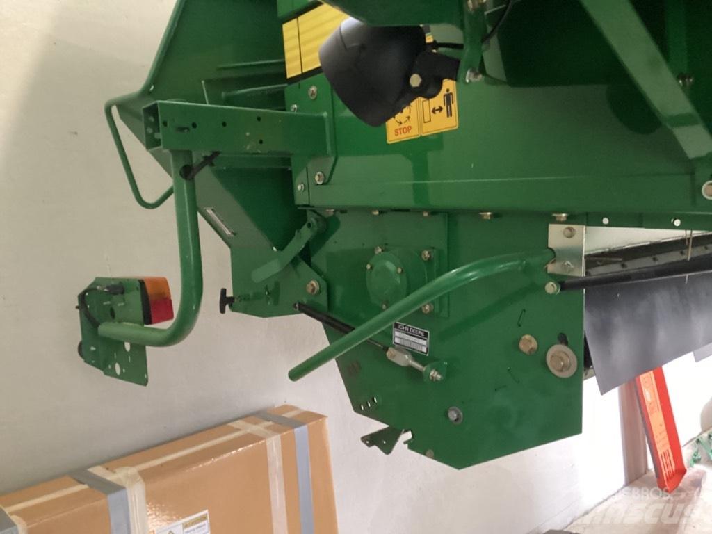 John Deere W540+618R Combine Harvesters