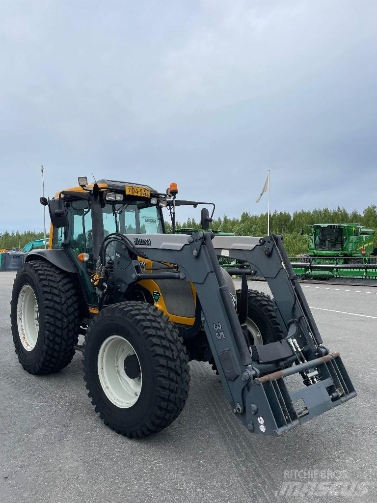 Valtra A95 Tractors