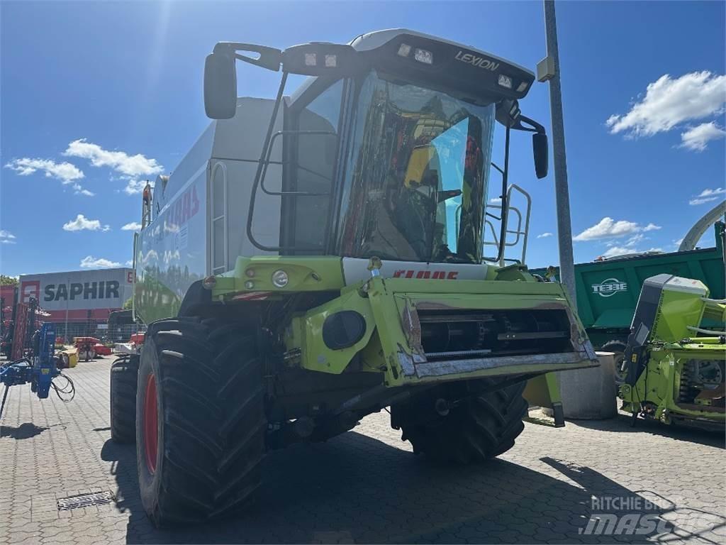 CLAAS Lexion 540 Combine Harvesters