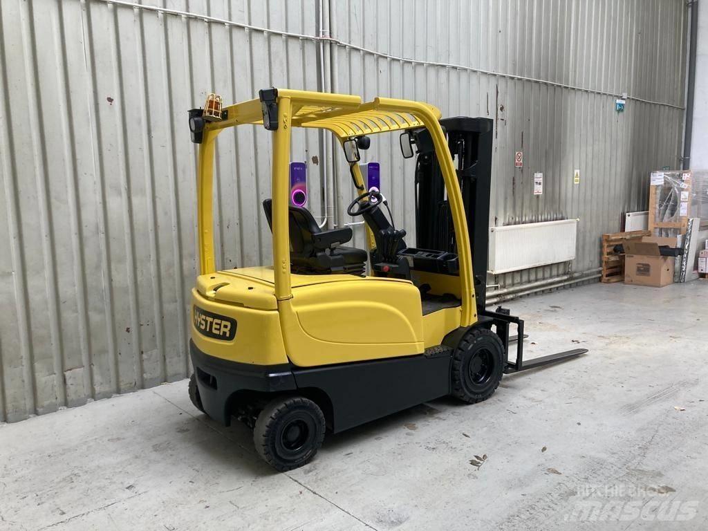 Hyster J2.5XN Electric Forklifts