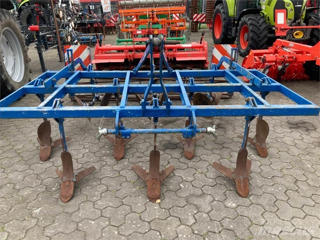 Lemken Smaragd 300 Cultivators