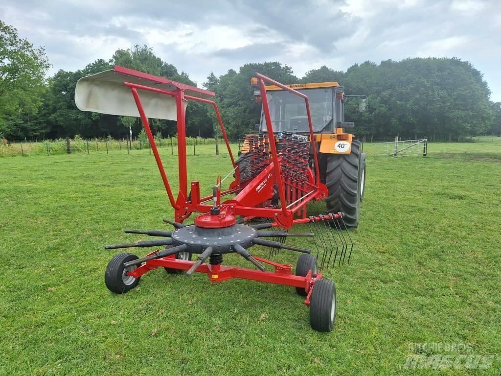 Lely Hibiscus 455 Swathers \ Windrowers